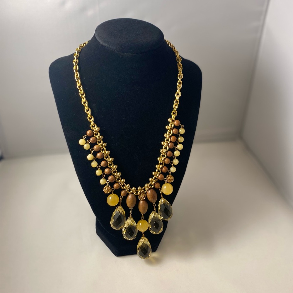 Elegant Gold and Brown Statement Necklace